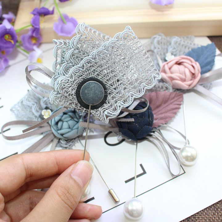 Cài áo trâm hoa vải ren