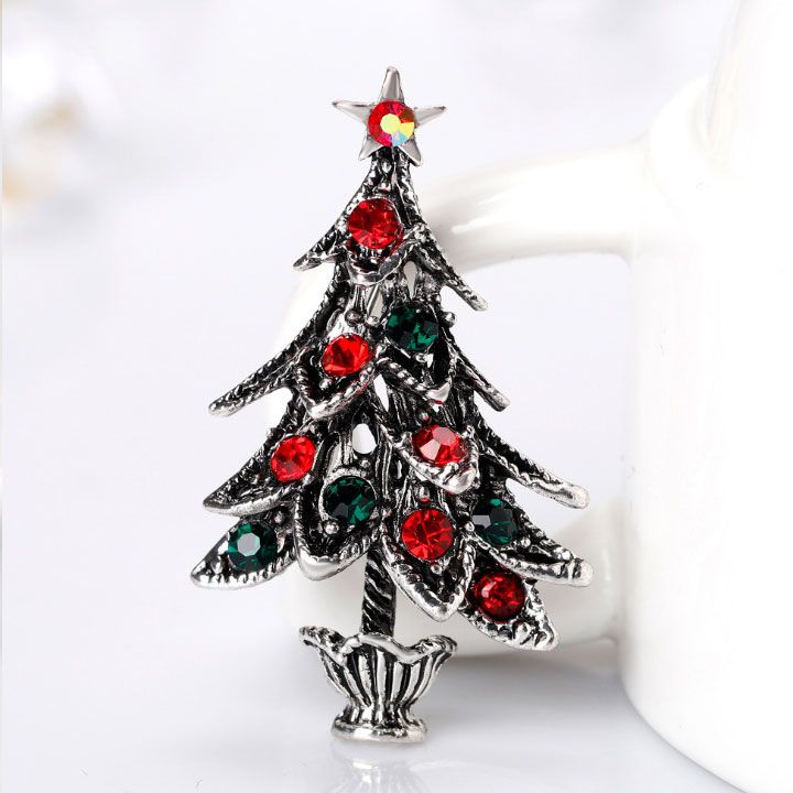 Cài áo cây thông noel