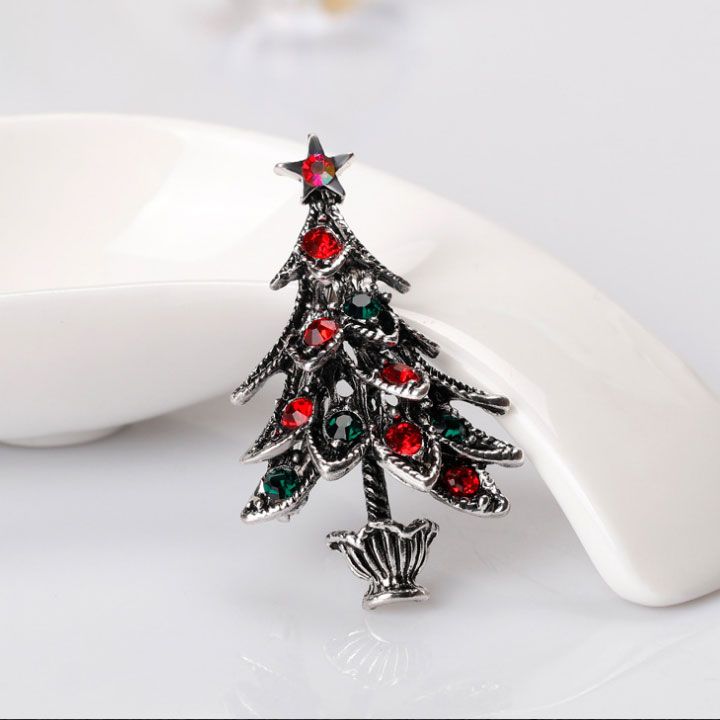 Cài áo cây thông noel