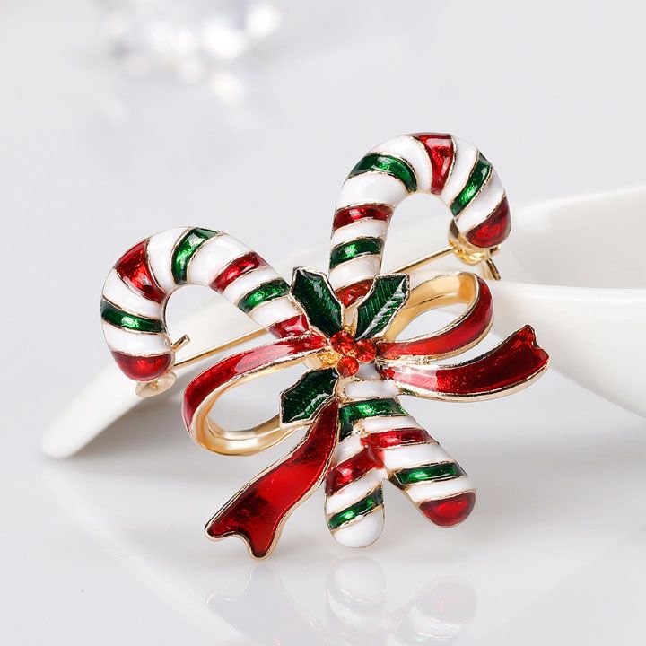 Cài áo gậy noel