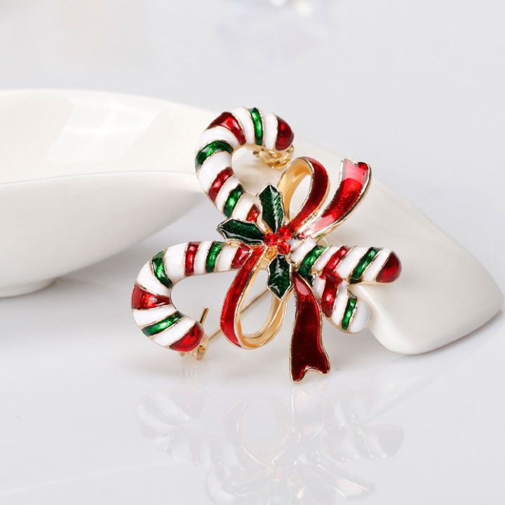 Cài áo gậy noel