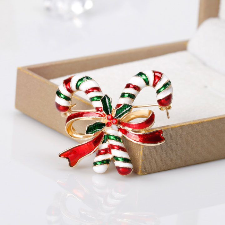 Cài áo gậy noel