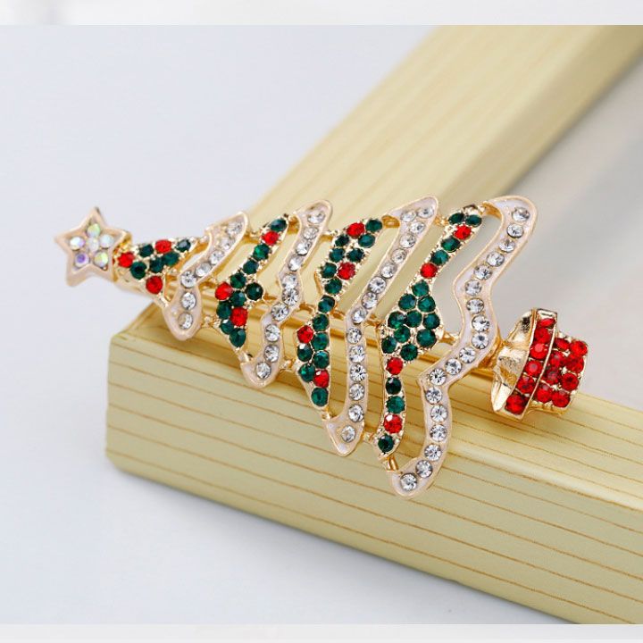 Cài áo cây thông noel