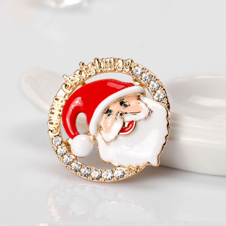 Cài áo ông già noel