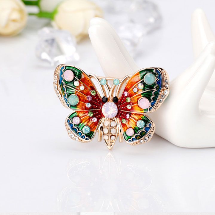 Cài áo bướm sắc màu