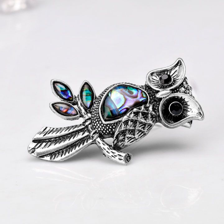 Cài áo cú khảm xà cừ xanh