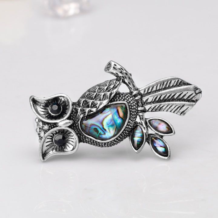 Cài áo cú khảm xà cừ xanh
