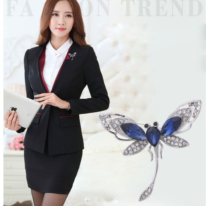 Cài áo chuồn chuồn