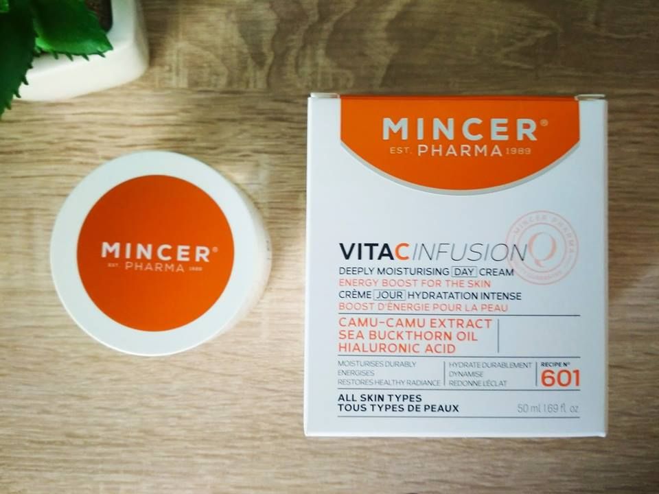 KEM DƯỠNG TRẮNG DA MINCER 601