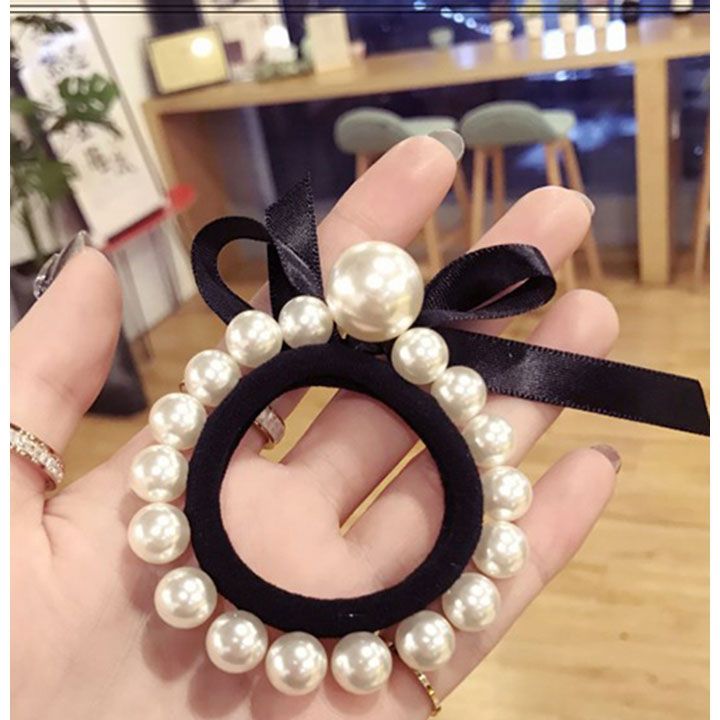 Cột tóc hạt châu