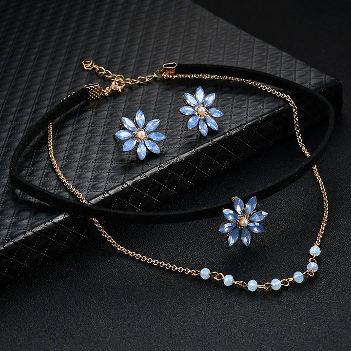 Bộ vòng cổ bông tai choker pha lê