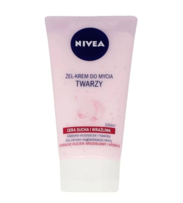 SỮA RỬA MẶT TẨY DA CHẾT NIVEA