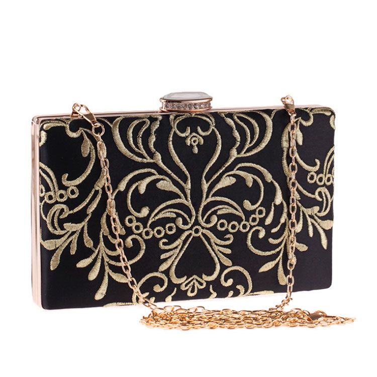Clutch cầm tay đi tiệc hoa thêu nổi