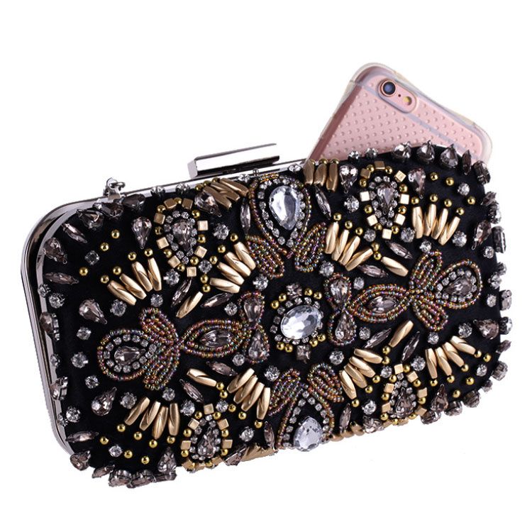 Clutch cầm tay đi tiệc đính đá