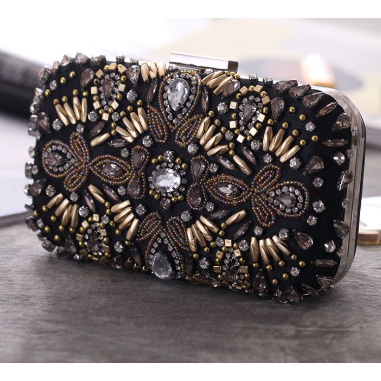 Clutch cầm tay đi tiệc đính đá