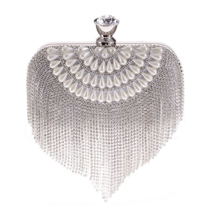 Clutch cầm tay đi tiệc tua rua hạt châu bạc
