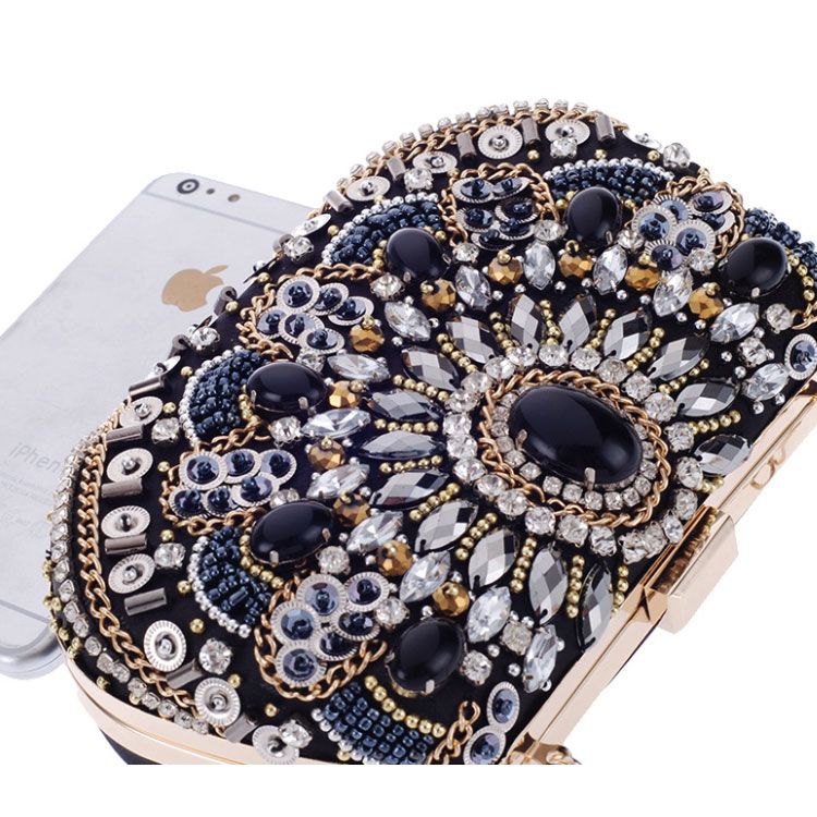 Clutch cầm tay đi tiệc đính đá