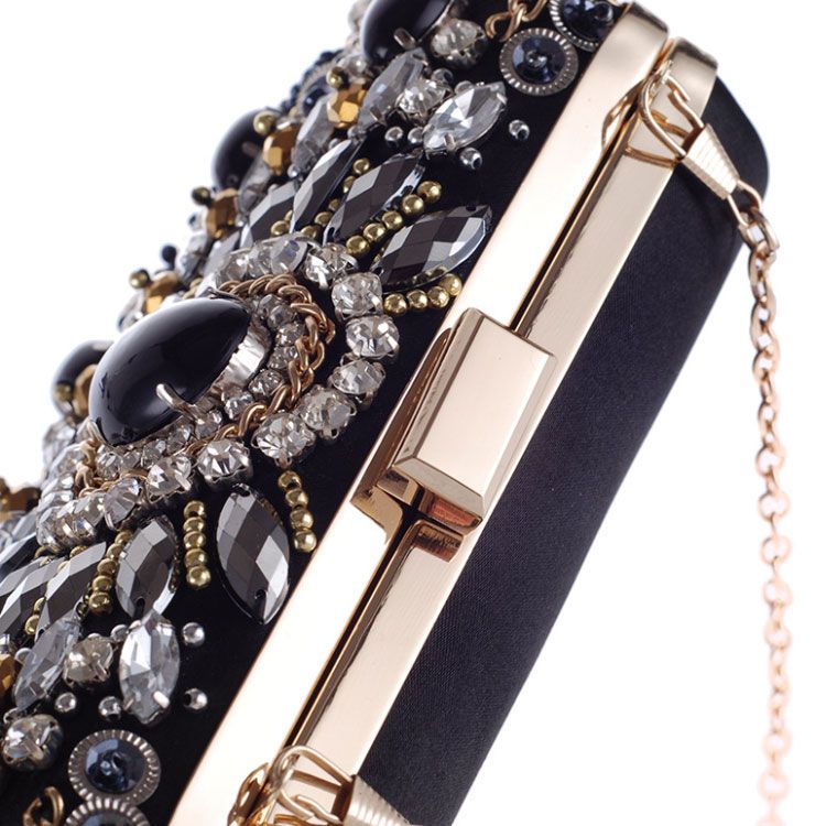 Clutch cầm tay đi tiệc đính đá