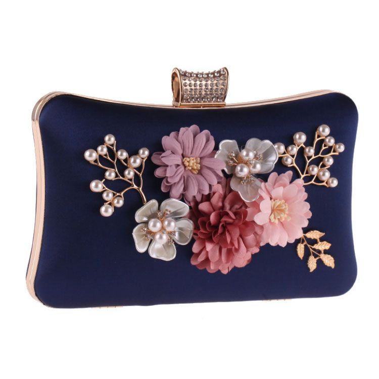 Clutch cầm tay đi tiệc đính hoa 3D xanh navy