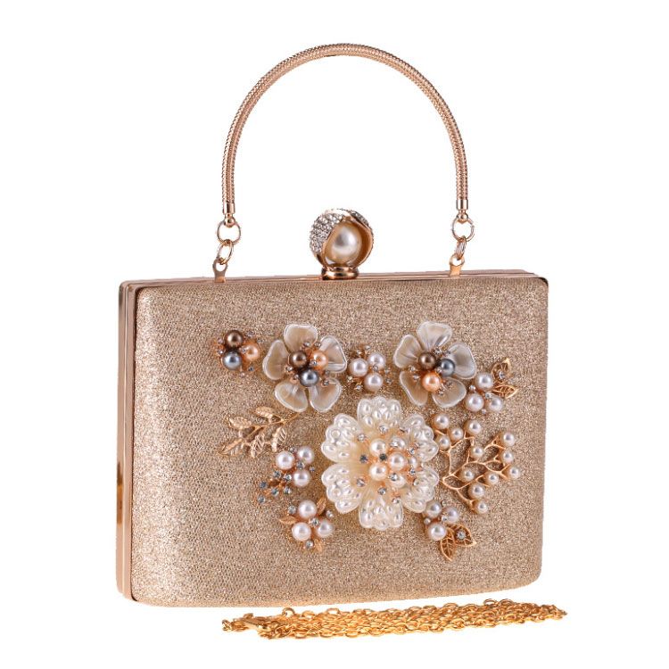 Clutch cầm tay đi tiệc đính hoa nổi
