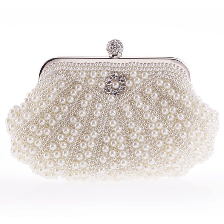 Clutch cầm tay dự tiệc hình vỏ xò hạt châu