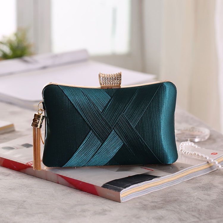 Clutch đi tiệc xanh cổ vịt