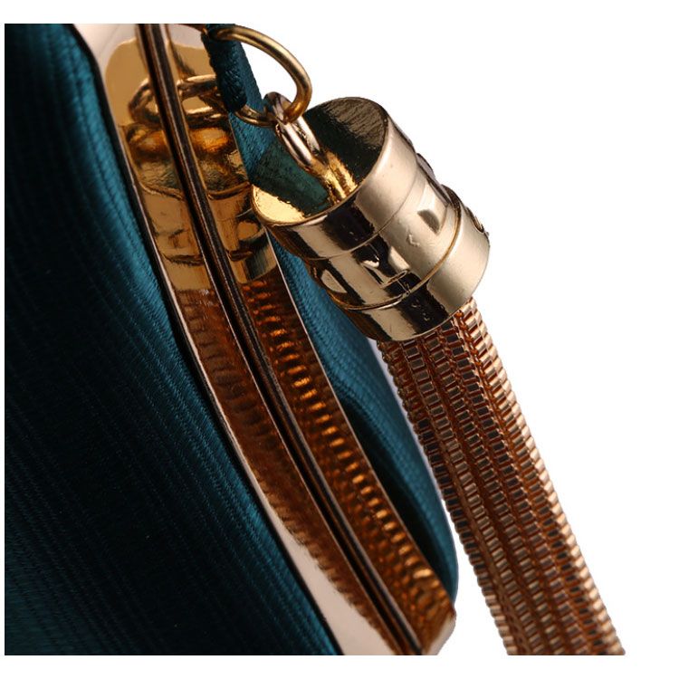 Clutch đi tiệc xanh cổ vịt
