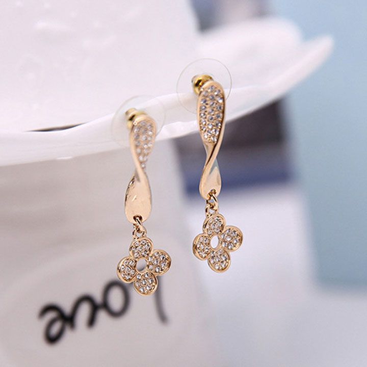 Bộ vòng cổ hoa 4 cánh