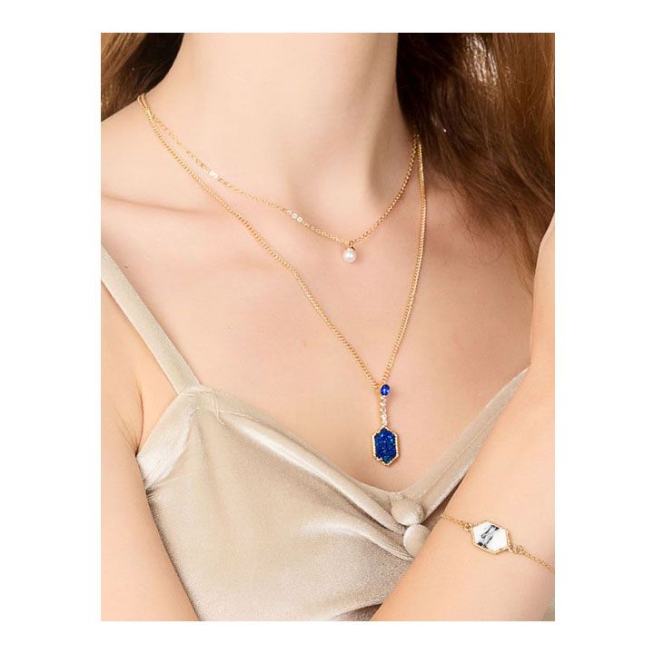 Vòng cổ mặt lục giác