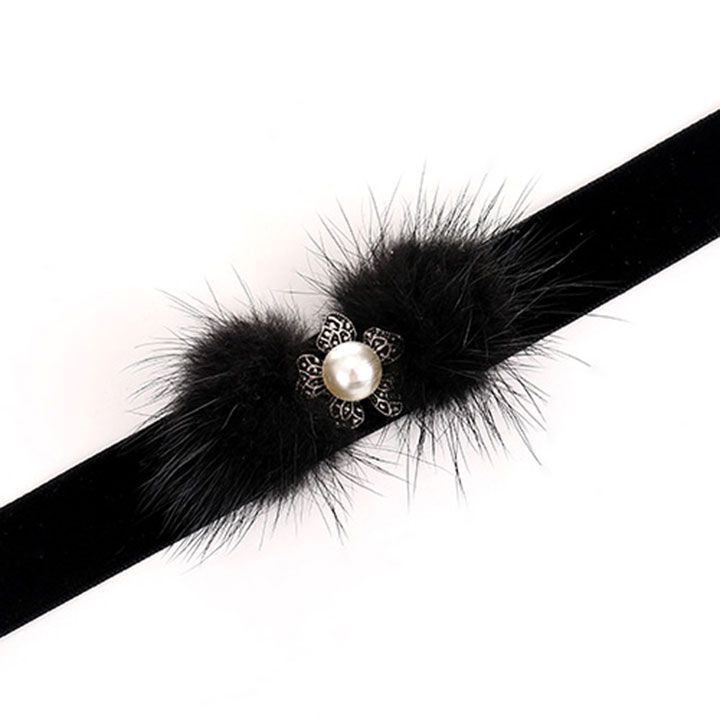 Vòng cổ choker cục bông