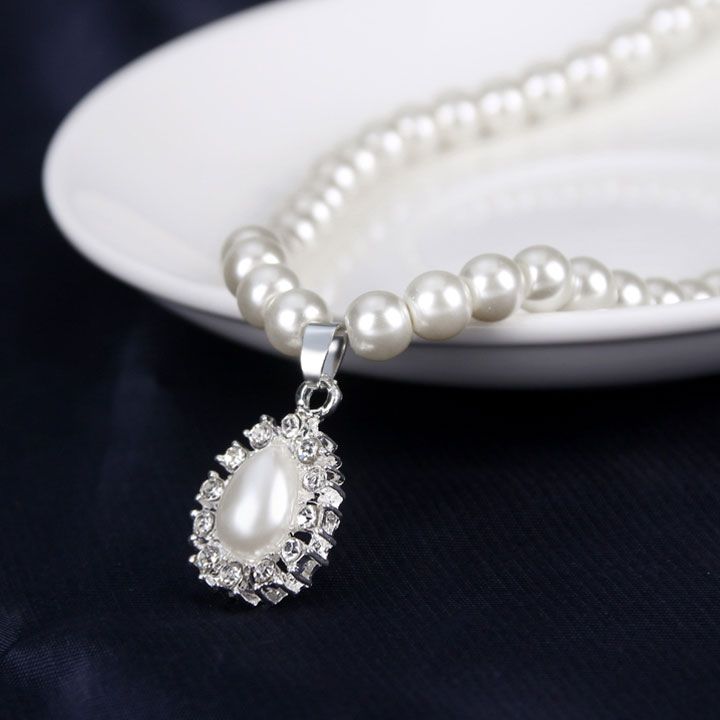 Bộ vòng cổ bông tai mặt hạt châu