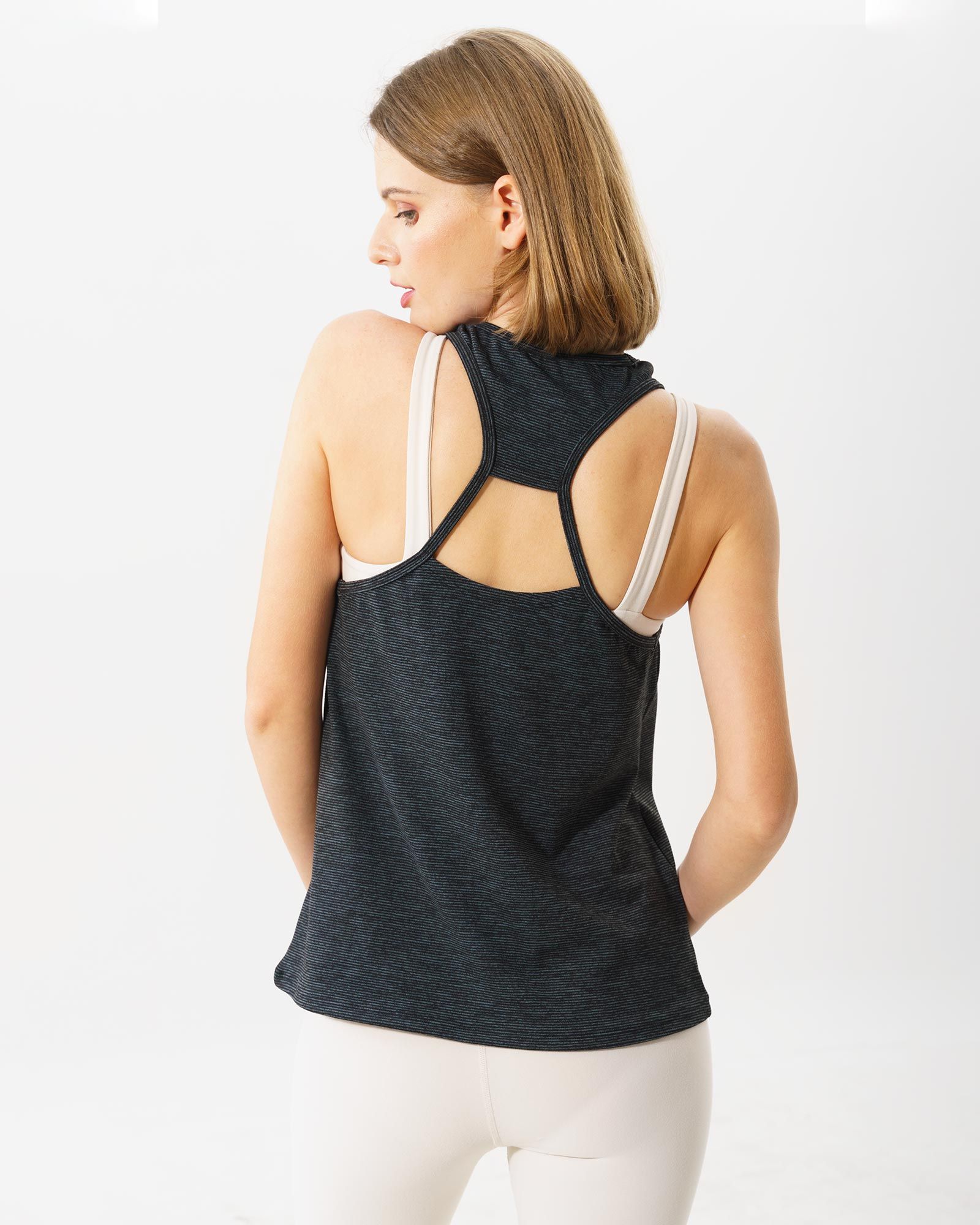 Áo tank tập Yoga Gym kiểu khoét lưng TA706 - Mặc ngoài áo bra