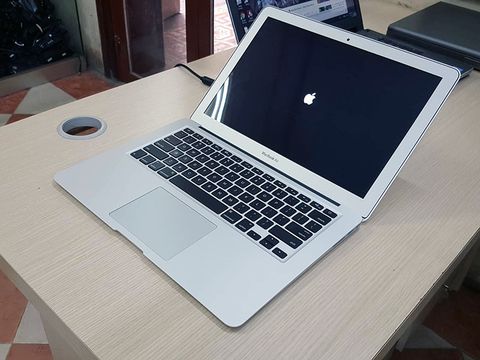 Macbook Air 13 MQD32 2017