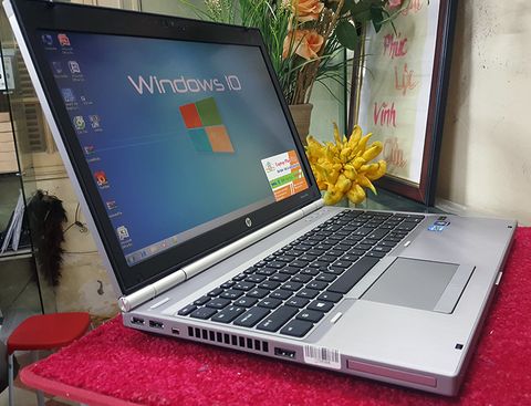 HP 8570p 15.6' (i7 3520M)