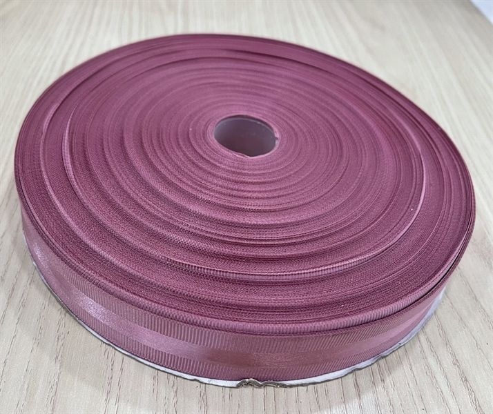 Ruy băng Gân 2.5cm Sọc 90m
