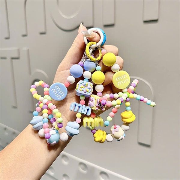PK DÂY ĐEO ĐIỆN THOẠI CHARM MIUMIU