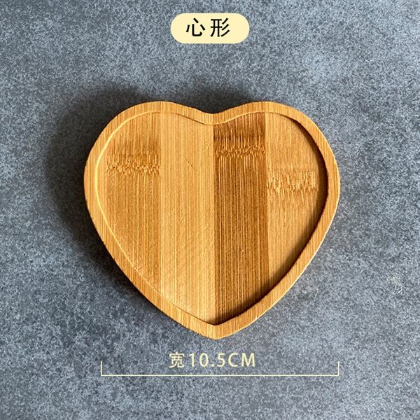 Miếng gỗ trái tim trang trí đá