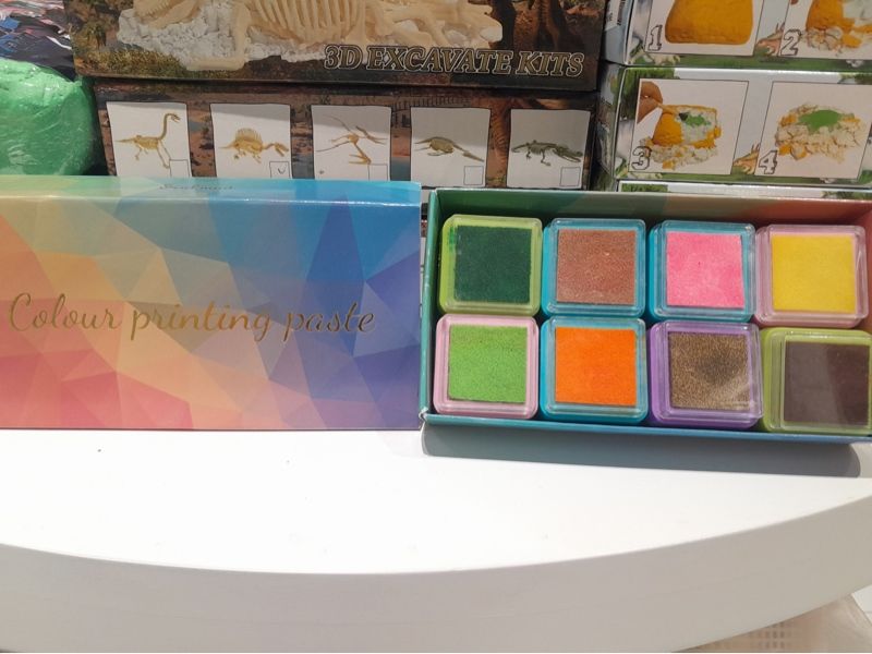 Set mực 16 màu