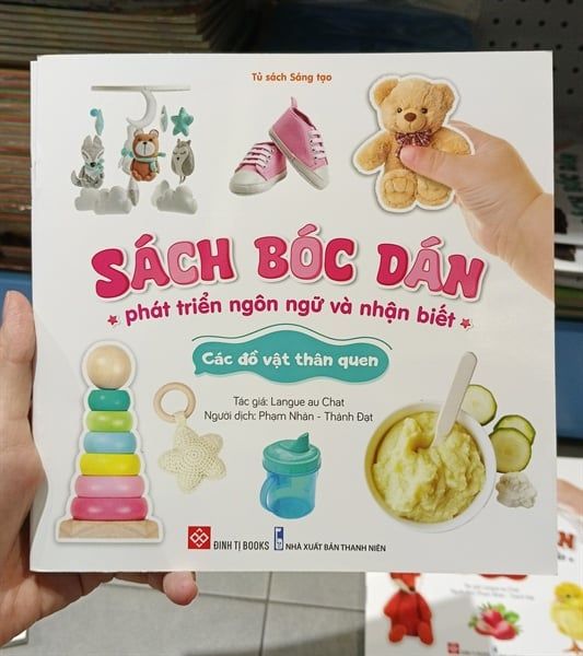 Sách bóc dán phát triển ngôn ngữ và nhận biết