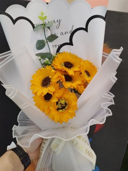BÓ 7 HOA HƯỚNG DƯƠNG