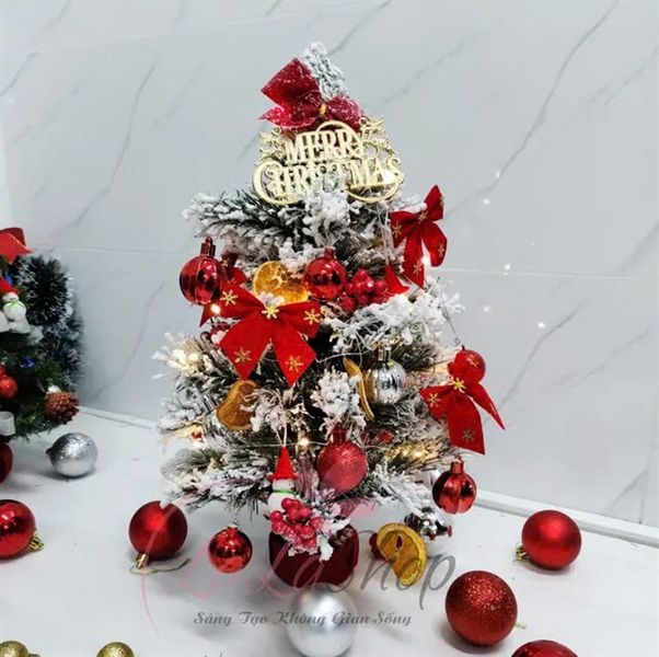 Cây thông Noel 45cm sắc đỏ trắng M13