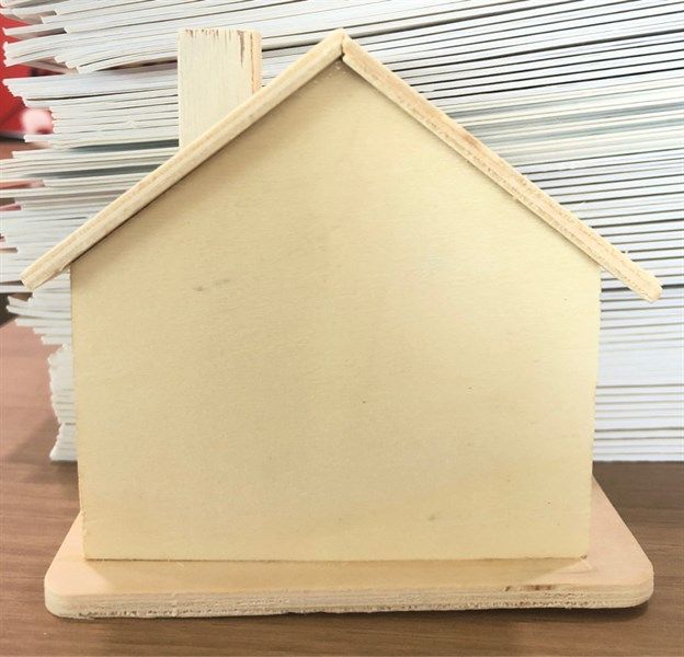 Ống heo nhà gỗ 35