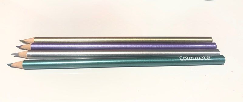 Bút chì màu Metallic 001