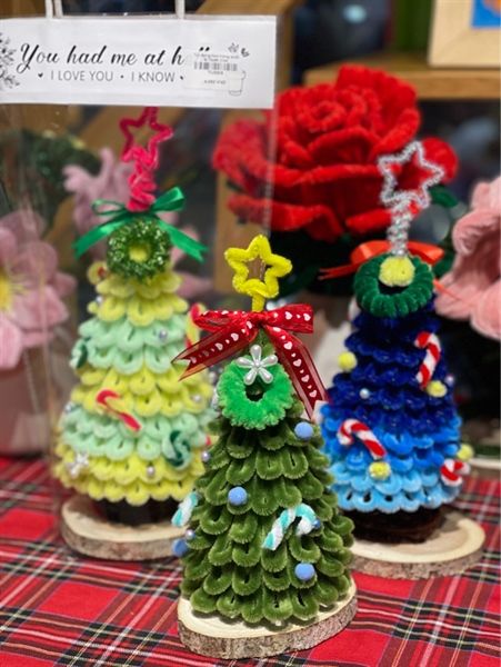Cây thông Noel kẽm nhung