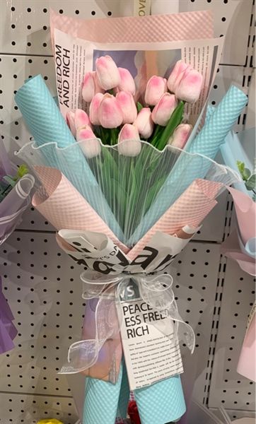 BÓ HOA TULIP - 15 BÔNG - MẪU 2 (Giấy Báo Chữ+3D)
