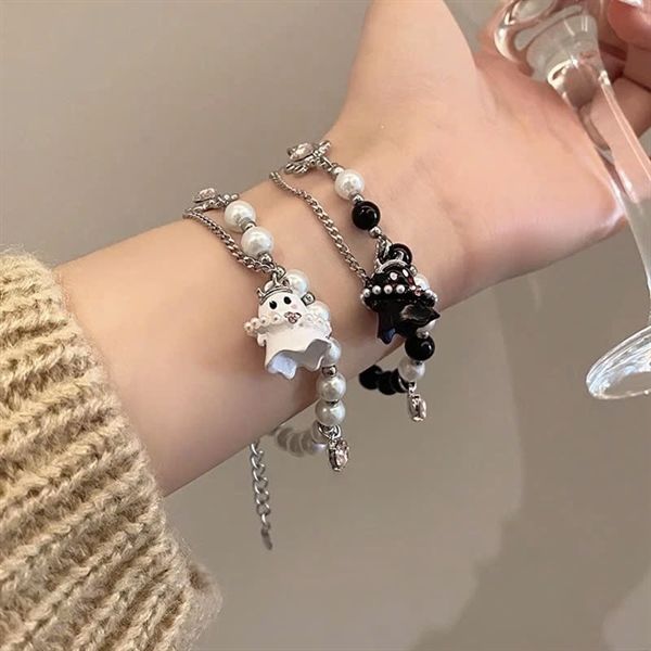 PK VÒNG TAY CHARM M016