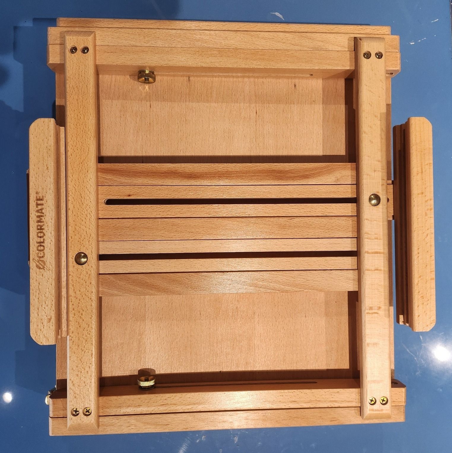 Giá vẽ để bàn có khay đựng màu 42x36cm-Colormate