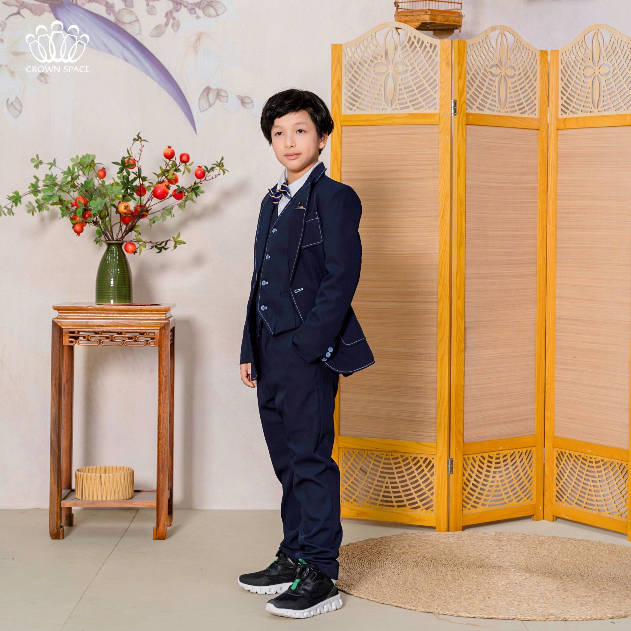 Vest Bé Trai Cao Cấp Phiên Bản Limited Crown Kids CKBL6933312 Size 30 - 50Kg