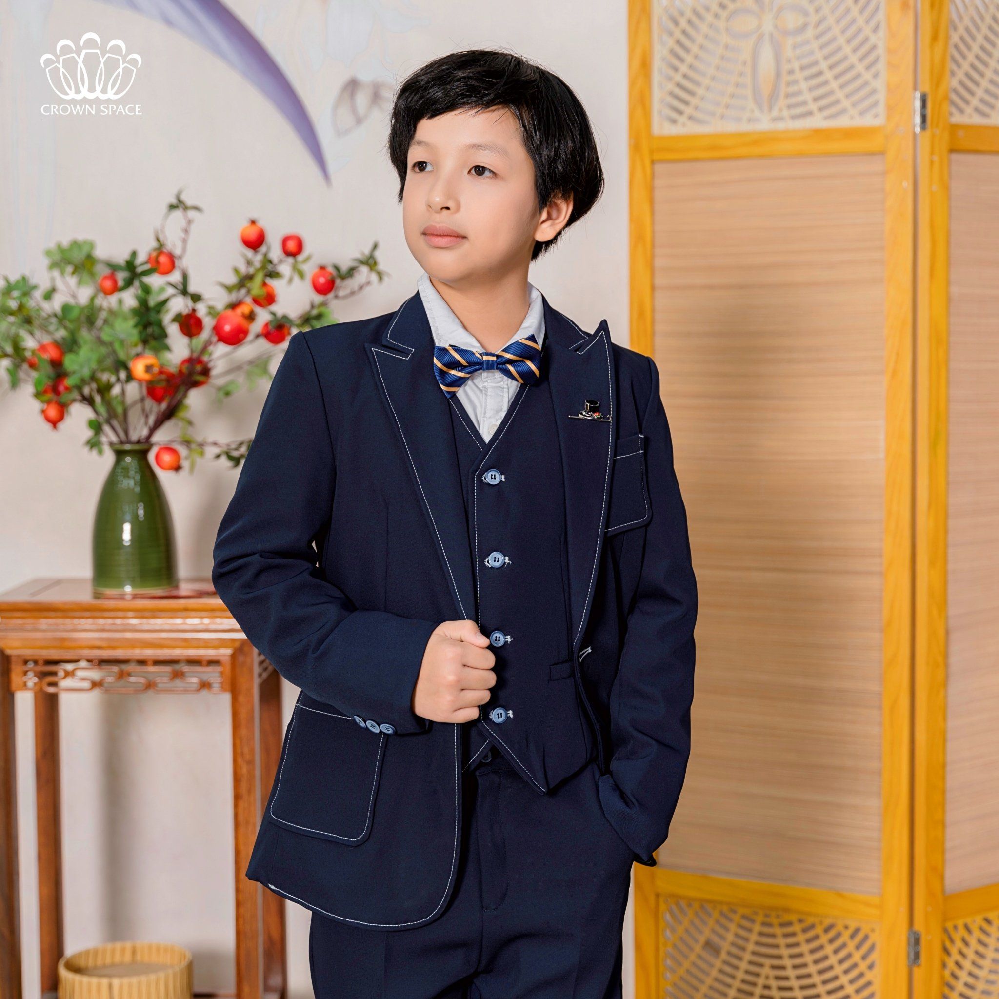 Vest Bé Trai Cao Cấp Phiên Bản Limited Crown Kids CKBL6933312 Size 30 - 50Kg