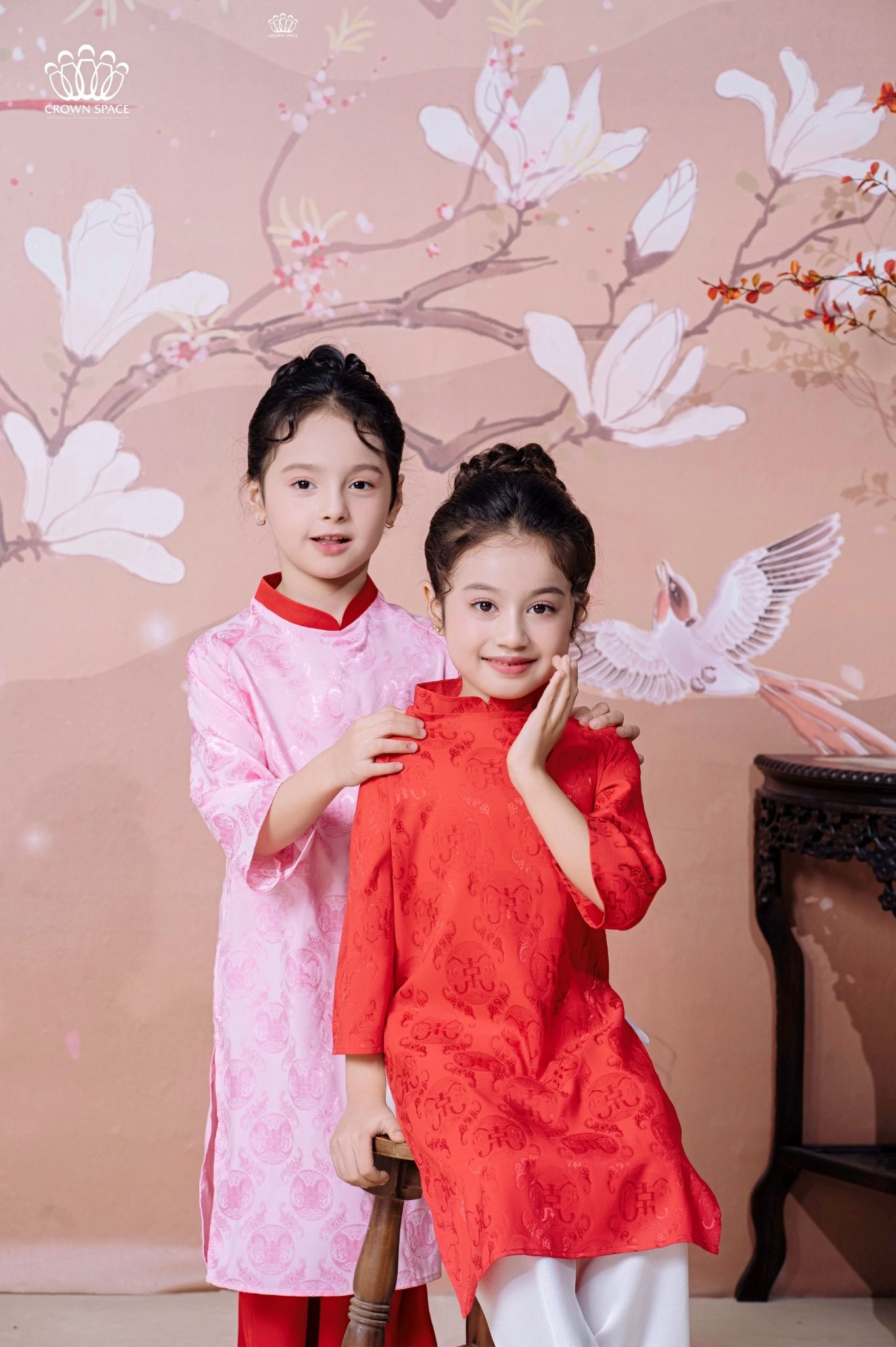 Áo Dài Lụa Tơ Tằm Bé Gái Cao Cấp, Cách Tân, Sang Trọng | Crown Space CKGS9941902
